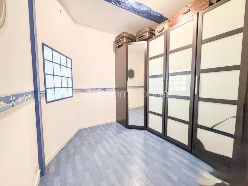 Longère - 214 m² - 6 pièces