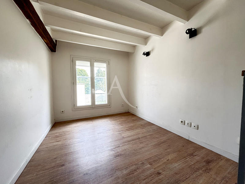 Maison - 53 m² - 23 pièces