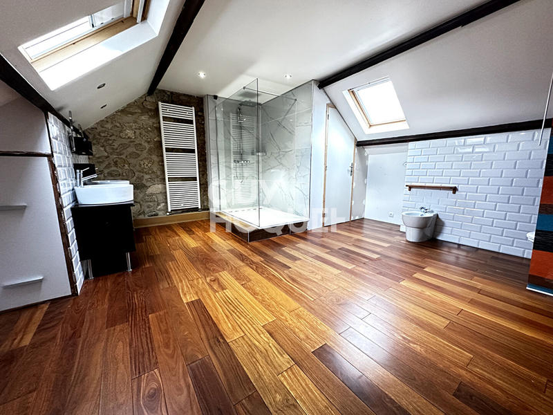 Maison - 175 m² - 6 pièces