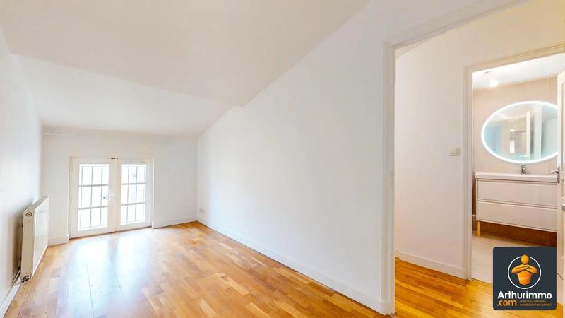 Appartement - 120 m² - 4 pièces