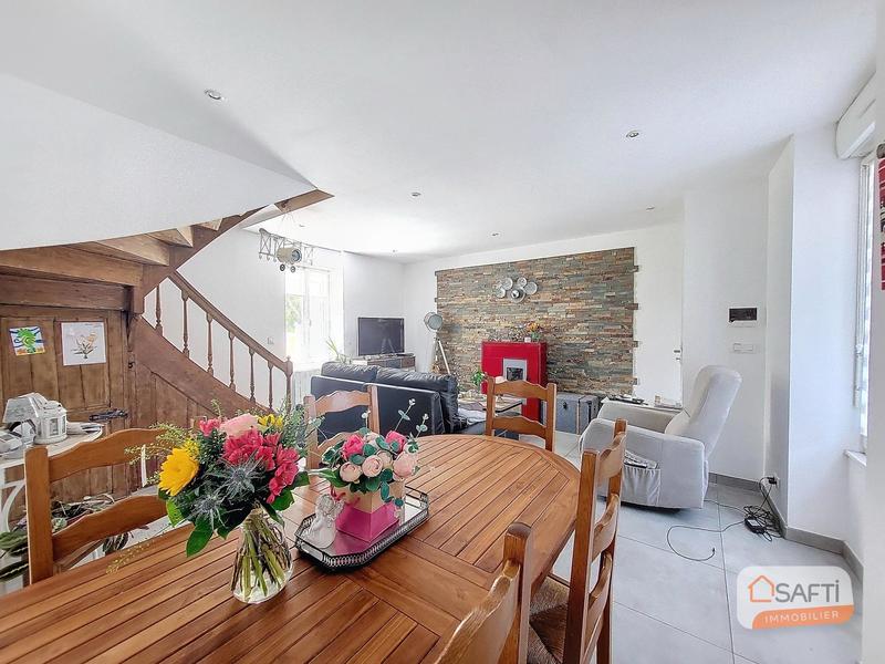 Maison - 105 m² - 6 pièces