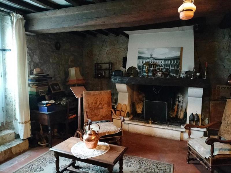 Maison - 220 m² - 8 pièces