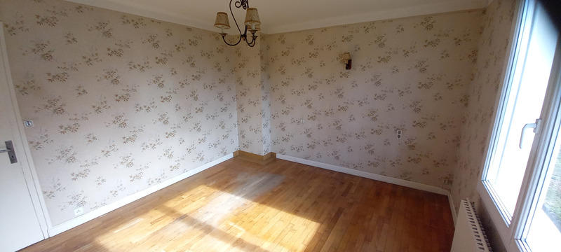 Maison - 74 m² - 5 pièces