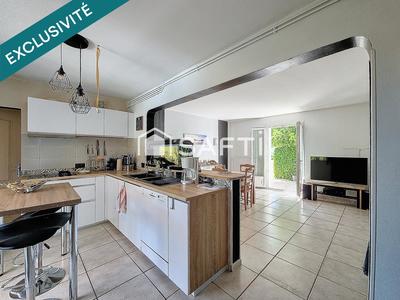 Maison - 95 m² - 5 pièces