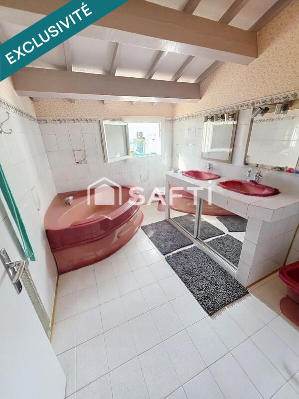 Maison - 93 m² - 4 pièces