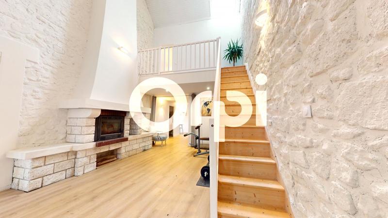 Maison - 300 m² - 9 pièces