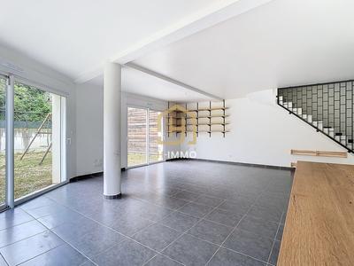 Maison contemporaine - 100 m² - 4 pièces