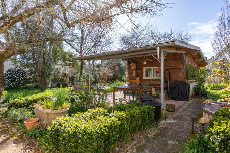 Maison - 206 m² - 7 pièces