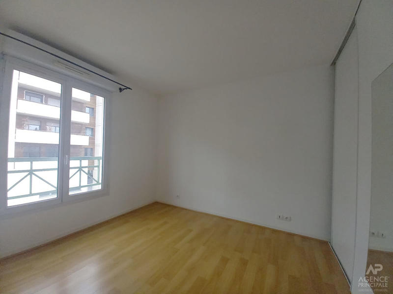 Appartement - 104 m² - 5 pièces