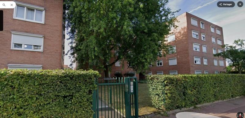 Loft - 76 m² - 3 pièces