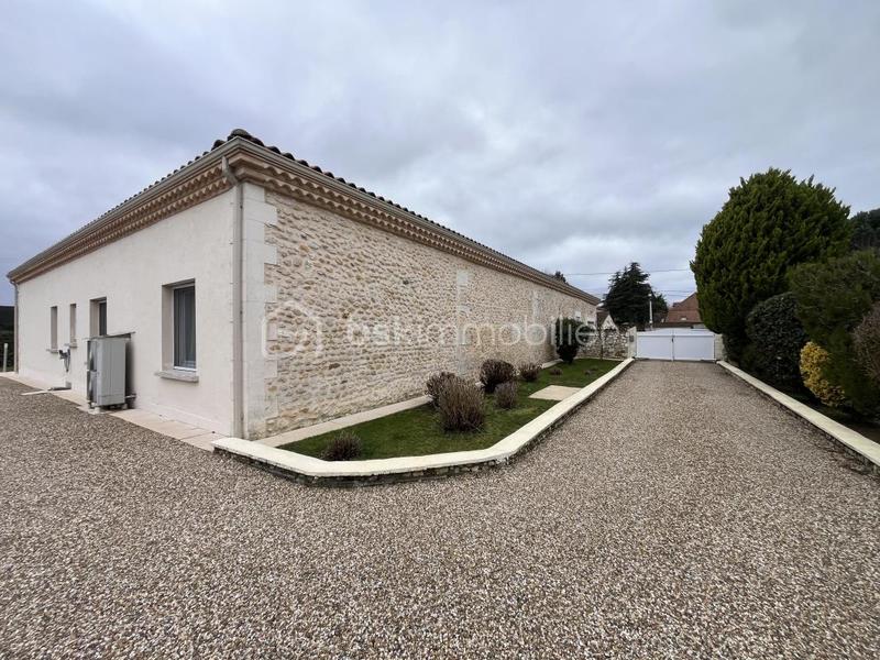 Maison ancienne - 180 m² - 5 pièces