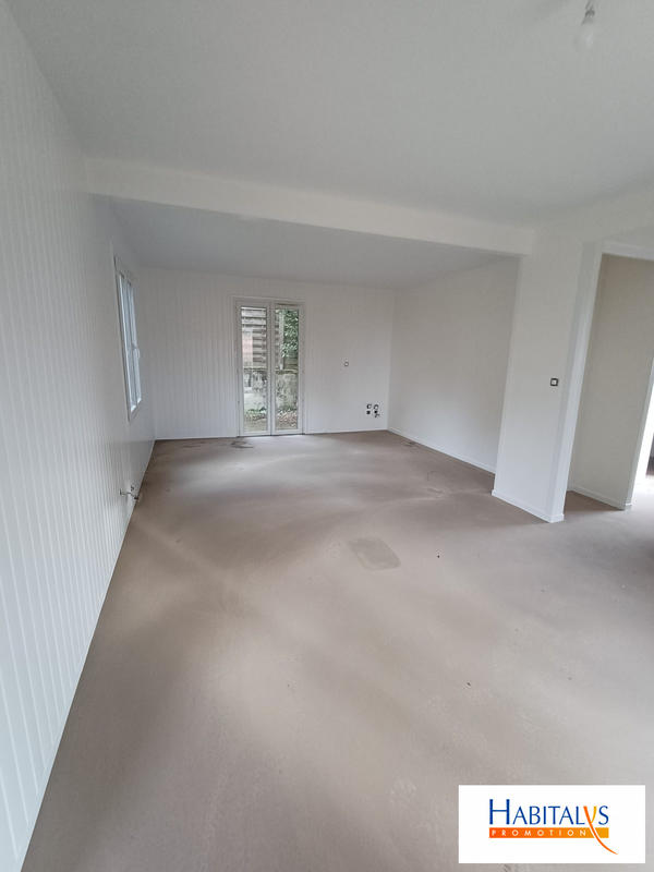 Maison - 102 m² - 5 pièces