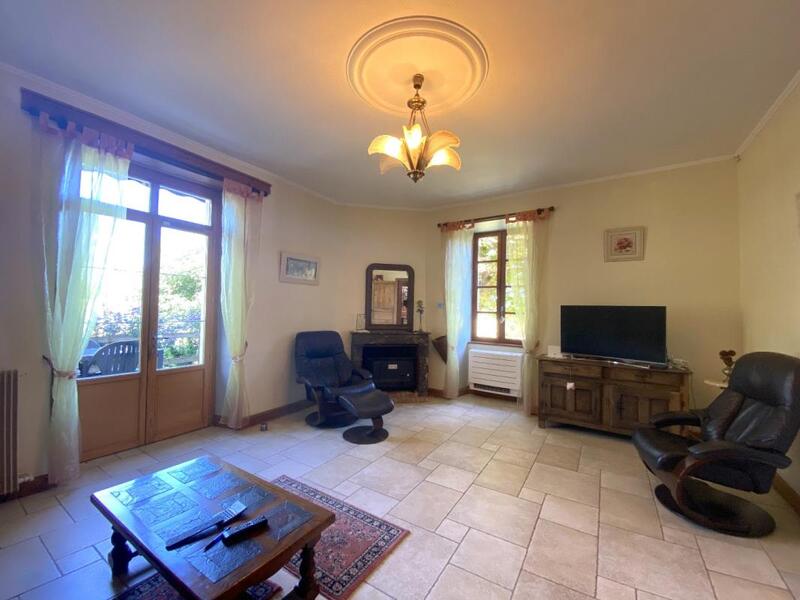 Corps de ferme - 208 m² - 5 pièces