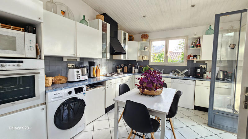 Maison - 188 m² - 7 pièces