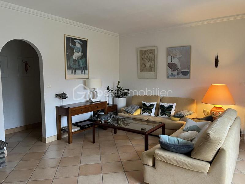 Maison - 158 m² - 7 pièces