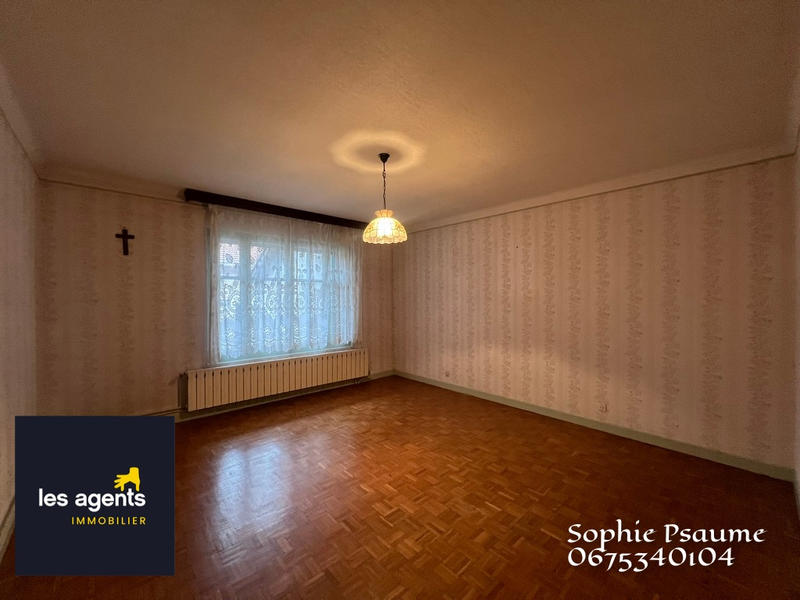 Maison - 240 m² - 10 pièces