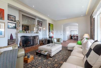 Villa - 475 m² - 10 pièces