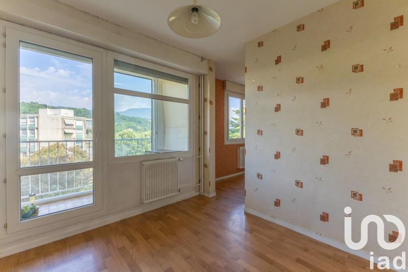 Appartement - 83 m² - 4 pièces
