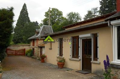 Demeure - 296 m² - 13 pièces