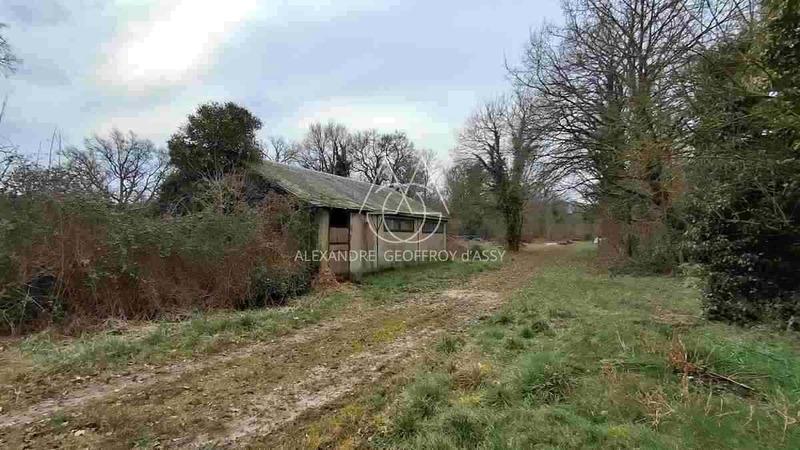 Corps de ferme - 600 m² - 15 pièces