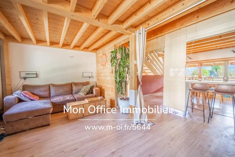 Appartement - 103 m² - 5 pièces
