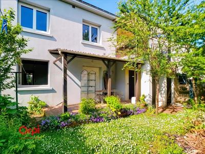 Maison - 117 m² - 6 pièces