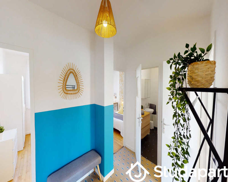 Chambre - 70 m² - 1 pièce