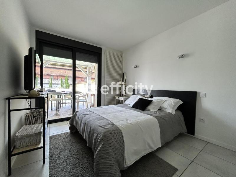 Maison - 151 m² - 6 pièces