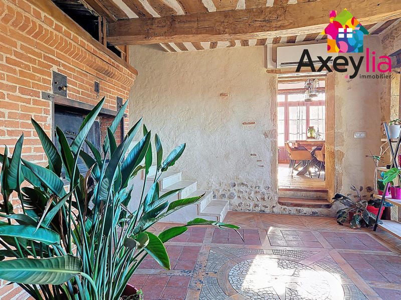 Maison - 224 m² - 6 pièces