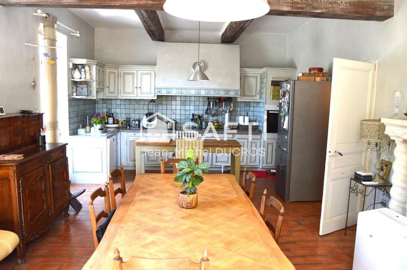 Maison - 550 m² - 15 pièces