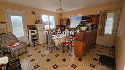 Maison - 154 m² - 8 pièces