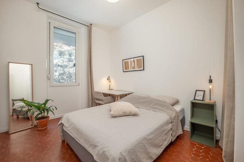 Appartement - 92 m² - 5 pièces