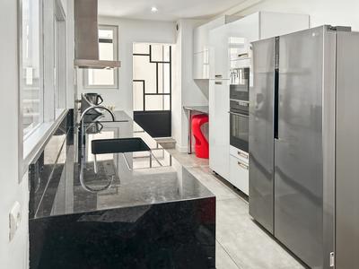 Maison de ville - 203 m² - 7 pièces