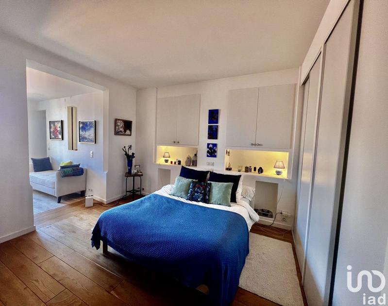 Maison - 333 m² - 12 pièces