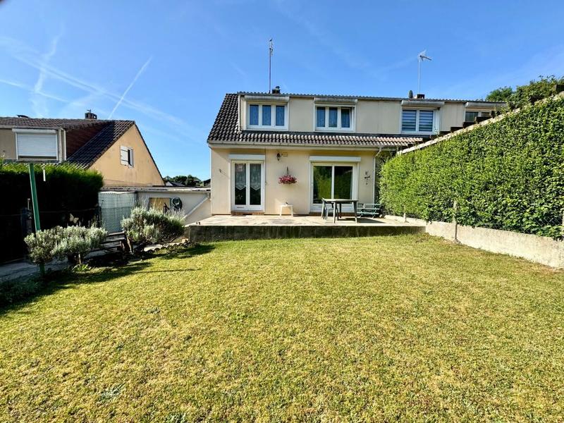 Maison - 82 m² - 4 pièces