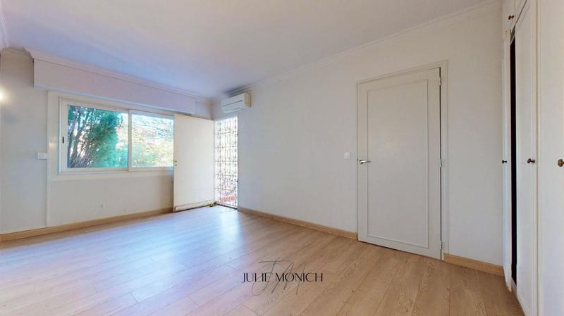 Maison - 99 m² - 5 pièces