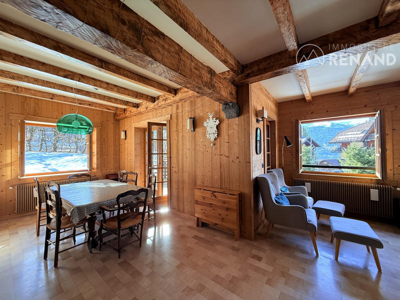 Châlet - 180 m² - 9 pièces