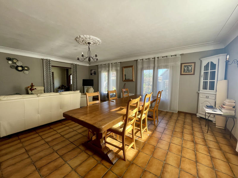 Maison - 183 m² - 5 pièces