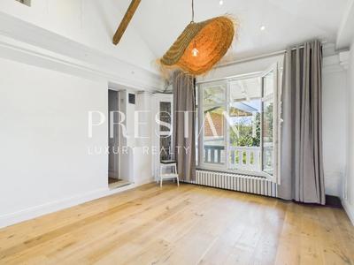 Appartement - 135 m² - 4 pièces