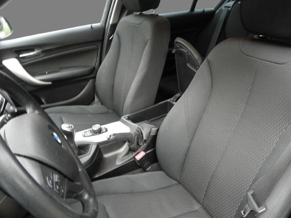 Bmw Série 1 118i 136 Ch Lounge 5 Portes