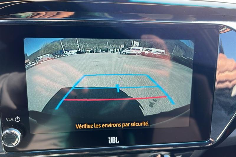 Toyota Hilux 2.8 204 Bva Invincible 4p 0taxe