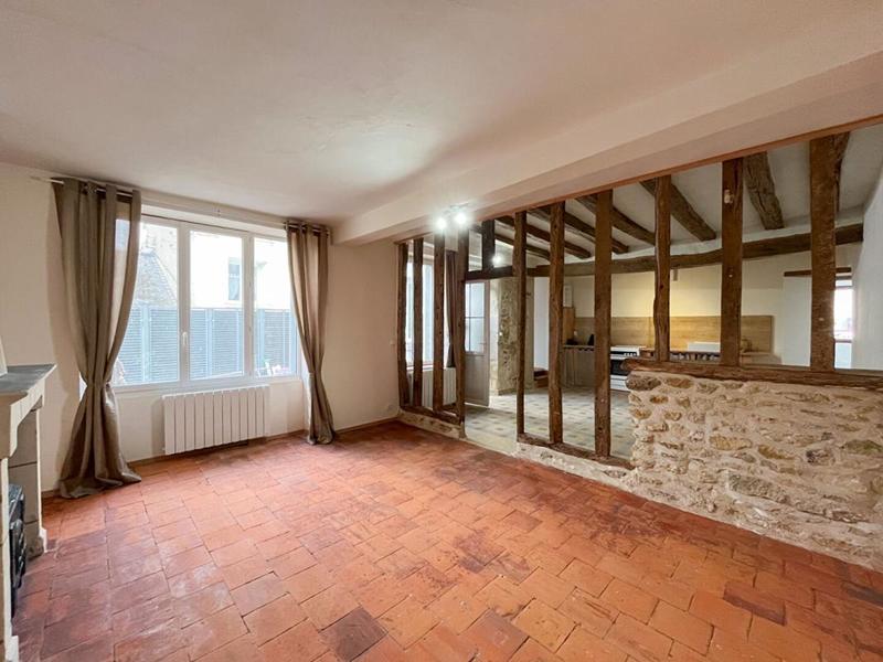 Maison - 165 m² - 8 pièces
