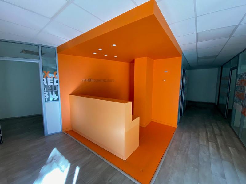 Local commercial - 121 m²