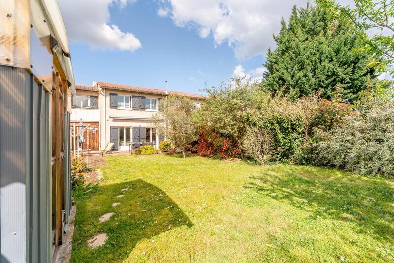 Maison - 101 m² - 5 pièces