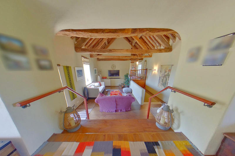 Maison - 248 m² - 9 pièces