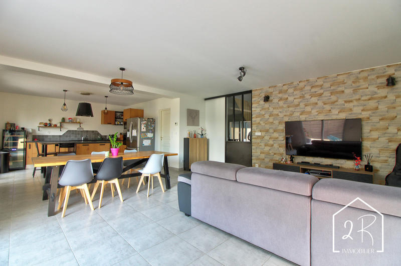 Maison - 100 m² - 5 pièces