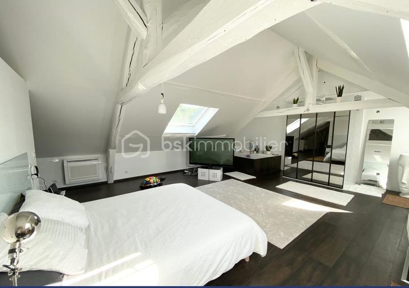 Maison - 180 m² - 6 pièces