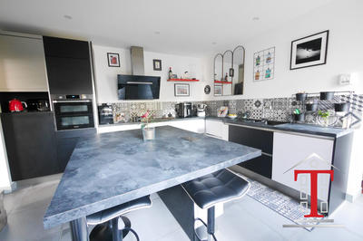 Maison ancienne - 272 m² - 9 pièces