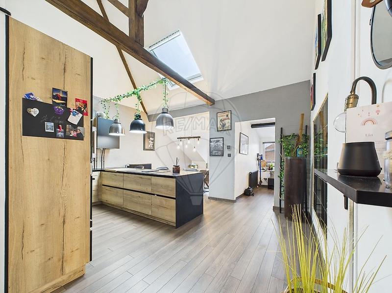 Appartement - 80 m² - 3 pièces