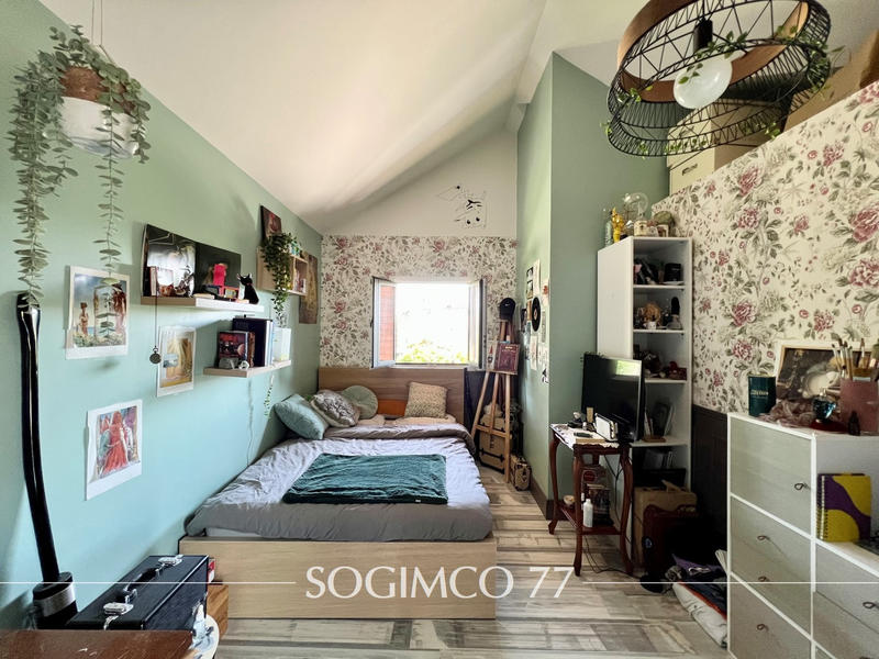 Maison - 186 m² - 7 pièces